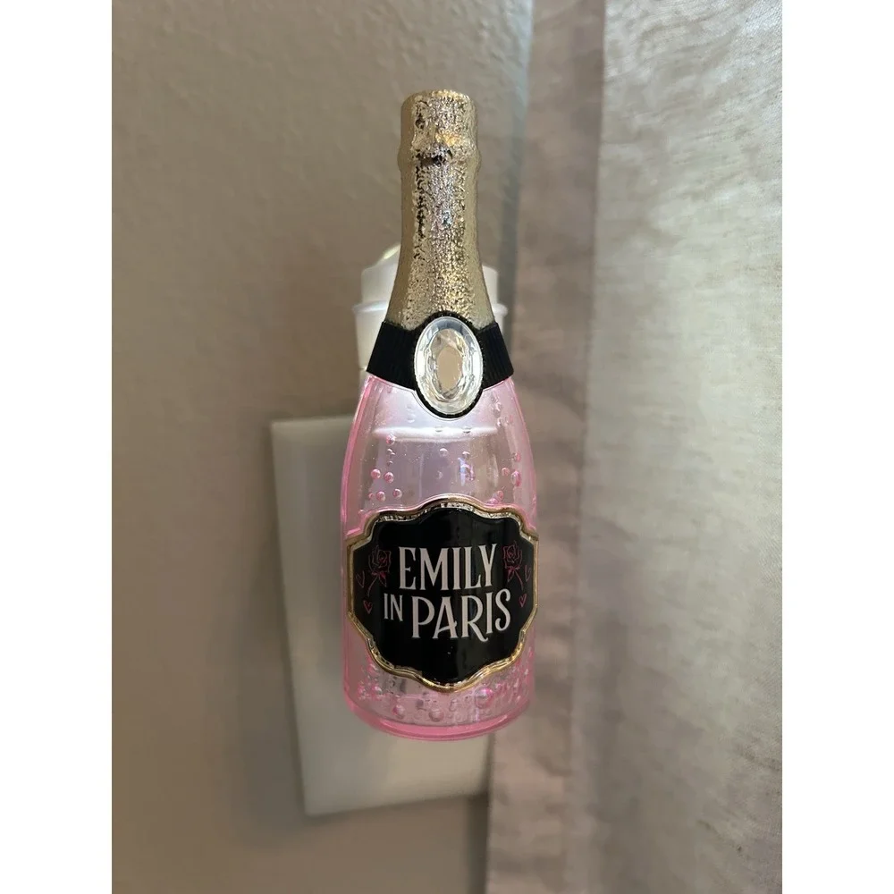 BATH & BODY WORKS LIGHT UP EMILY WALLFLOWER PLUG SCENT CONTROL